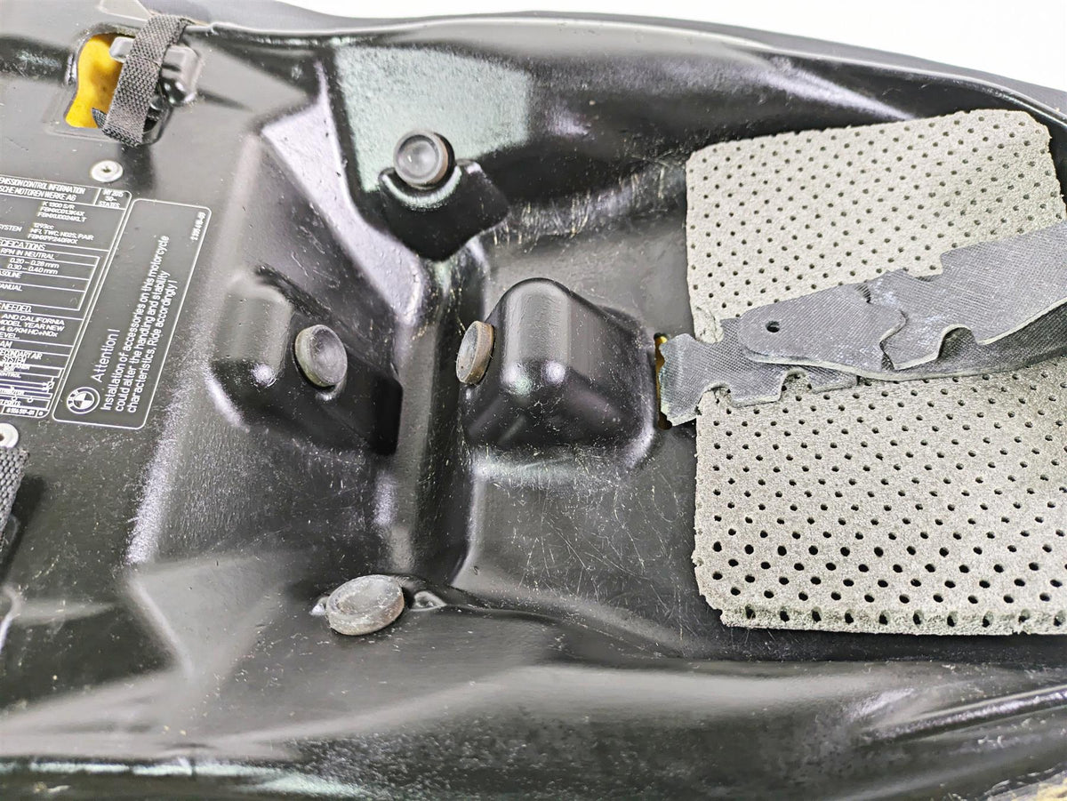 2014 BMW K1300S K40 Seat Saddle Low 790mm 52538528326 {{ shop.shopifyCountryName }} - Mototech271