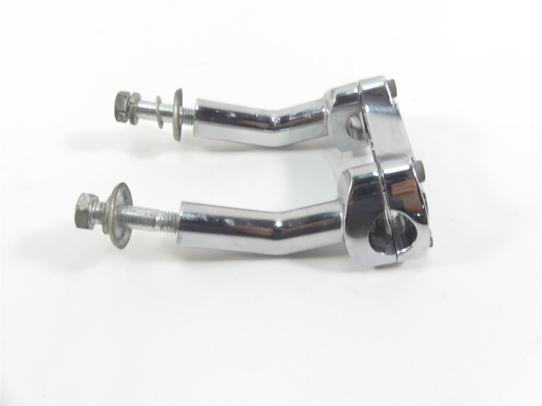 1999 Harley Dyna FXDL Low Rider Handlebar 4.5" Riser Holder Clamps 56119-77A {{ shop.shopifyCountryName }} - Mototech271