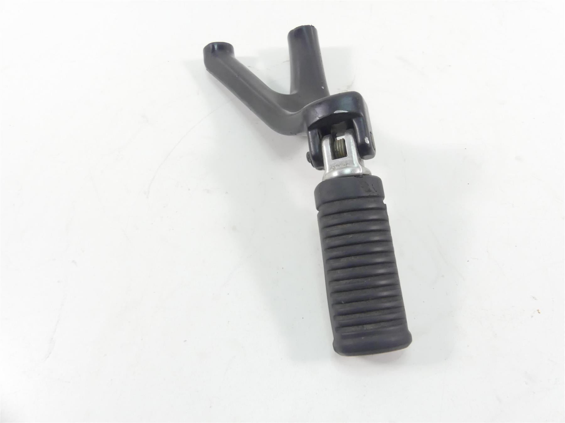 2019 Harley Softail FLSB Sport Glide Right Rider Footpeg Foot Peg 50500746 {{ shop.shopifyCountryName }} - Mototech271