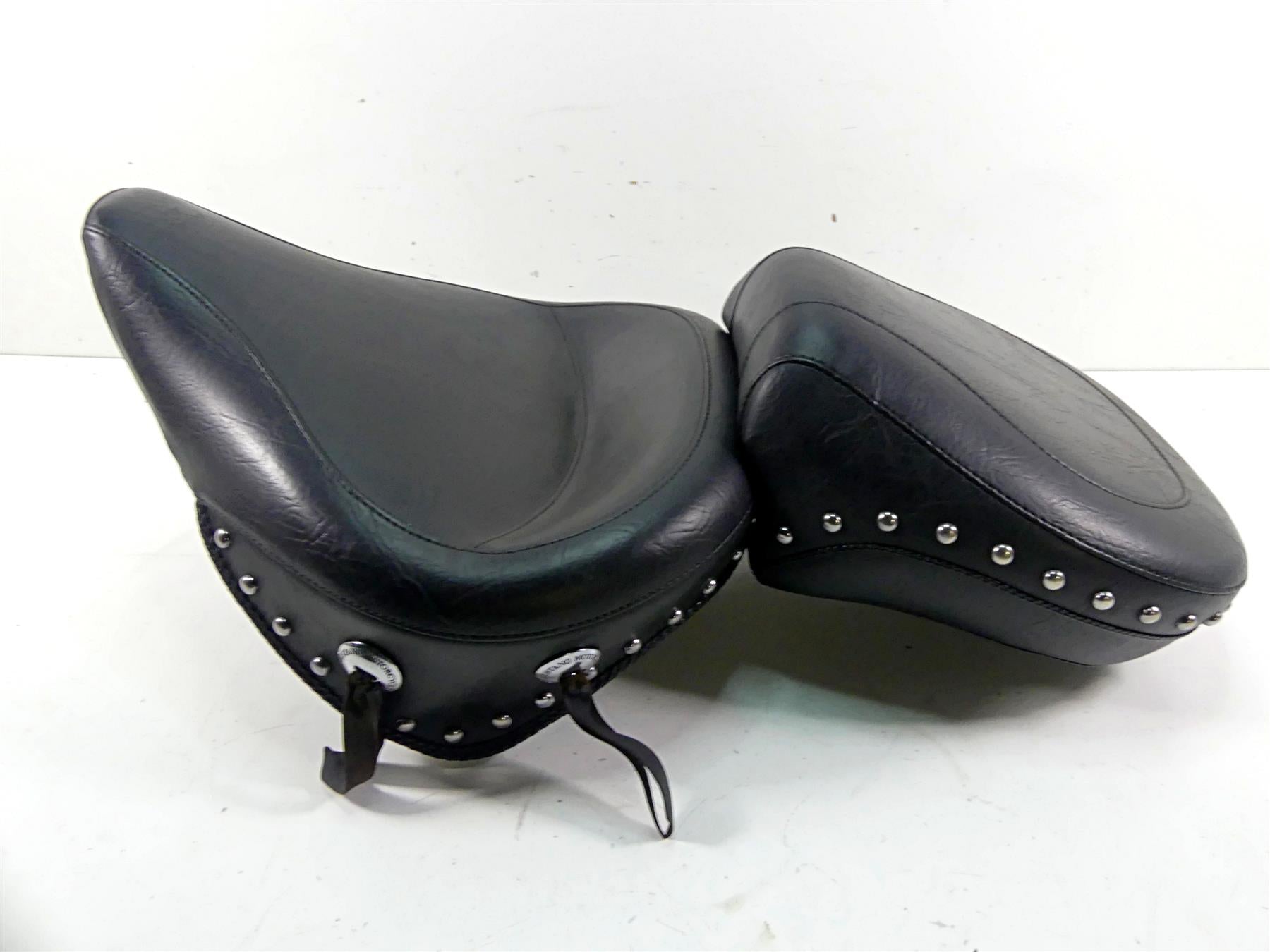 2002 Harley FLSTCI Softail Heritage Mustang 17" Wide Studded Seat Set 75094 {{ shop.shopifyCountryName }} - Mototech271