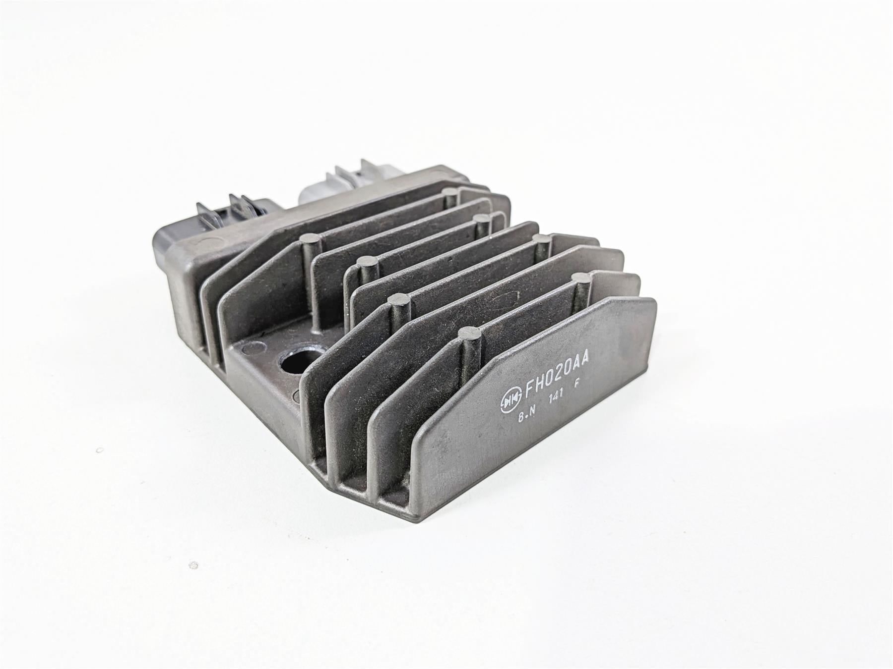 2019 Ducati 959 Panigale Rectifier Voltage Regulator FH020AA 54040301B {{ shop.shopifyCountryName }} - Mototech271