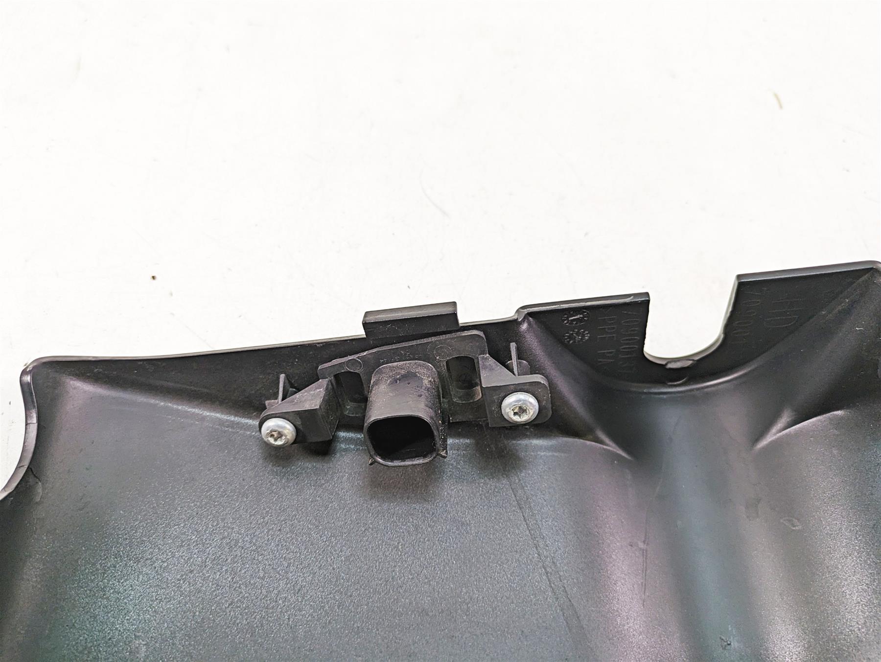 2020 Harley Touring FLHX Street Glide Ignition Switch Panel Fairing 70900137 {{ shop.shopifyCountryName }} - Mototech271
