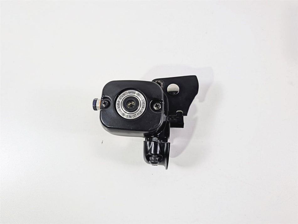 2014 Harley FXDL Dyna Low Rider Front Brake Master Cylinder 11/16" Read 45170-08 {{ shop.shopifyCountryName }} - Mototech271