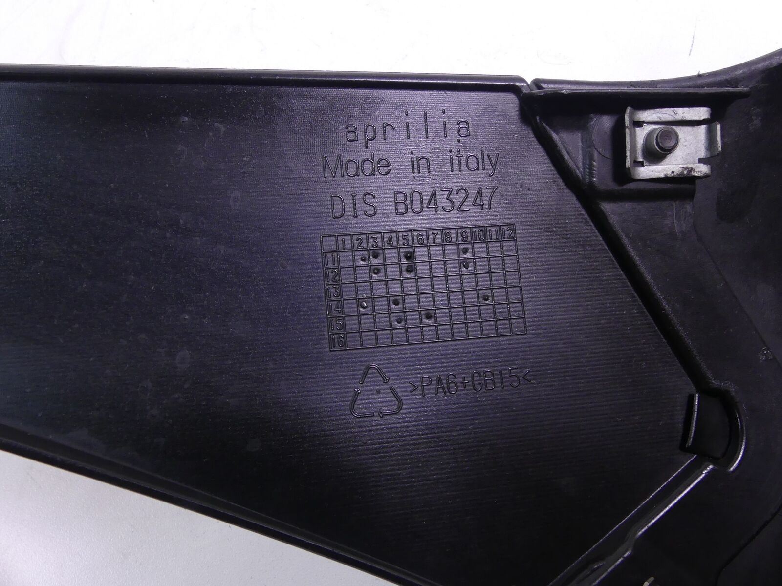 2016 Aprilia RSV 1100 Tuono V4 RR Belly Radiator Fairing Cover Set B043248 {{ shop.shopifyCountryName }} - Mototech271