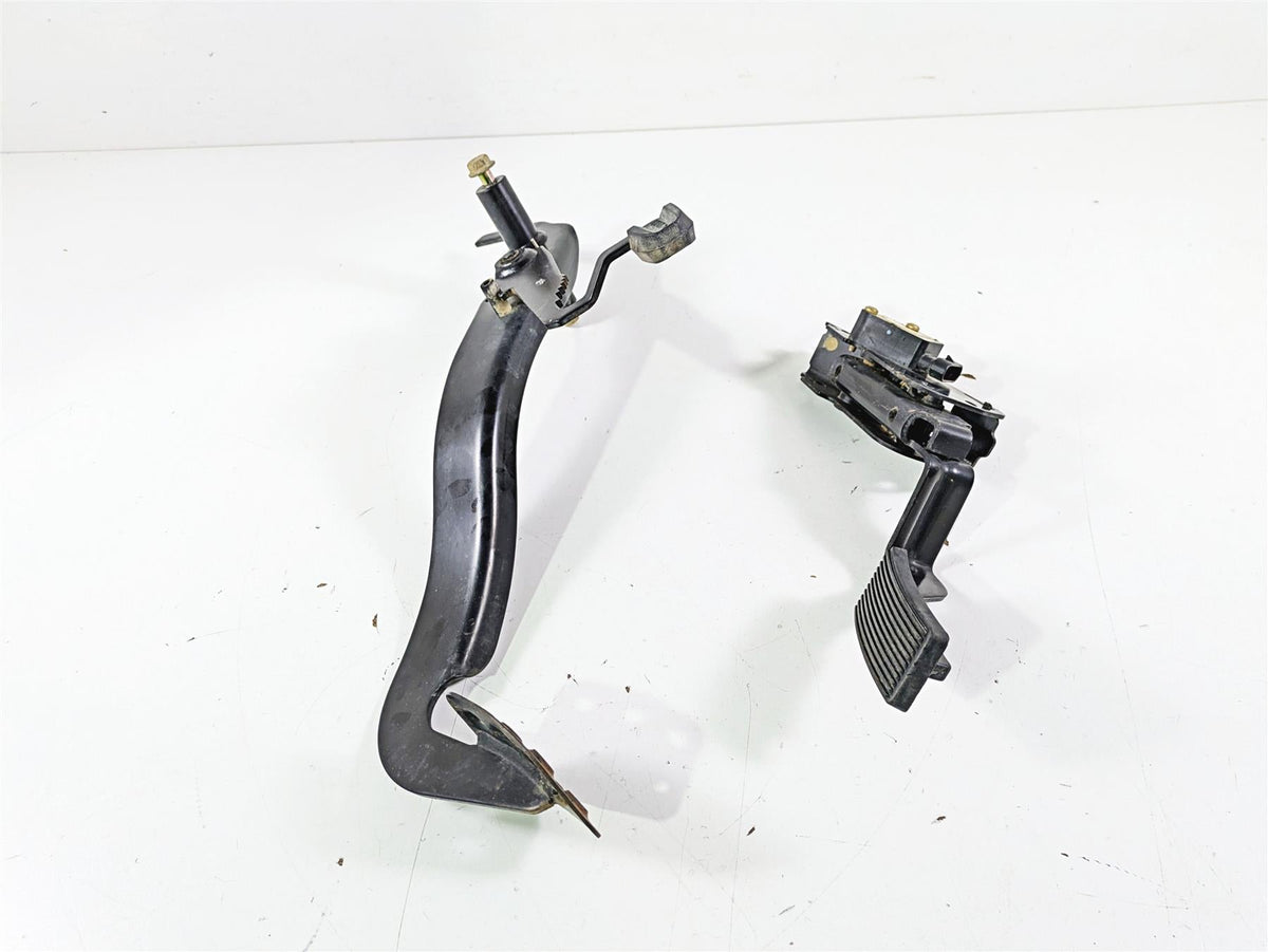 2022 Can-Am Defender XMR HD10 Foot Brake Accelerate Pedal Set 707001599 {{ shop.shopifyCountryName }} - Mototech271