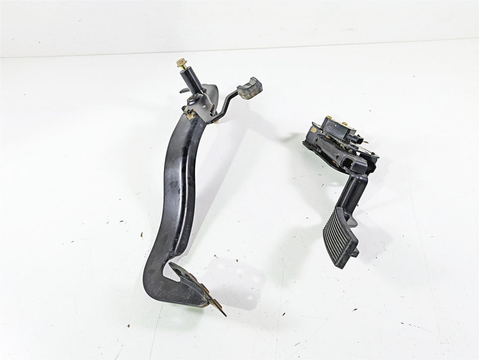 2022 Can-Am Defender XMR HD10 Foot Brake Accelerate Pedal Set 707001599 {{ shop.shopifyCountryName }} - Mototech271