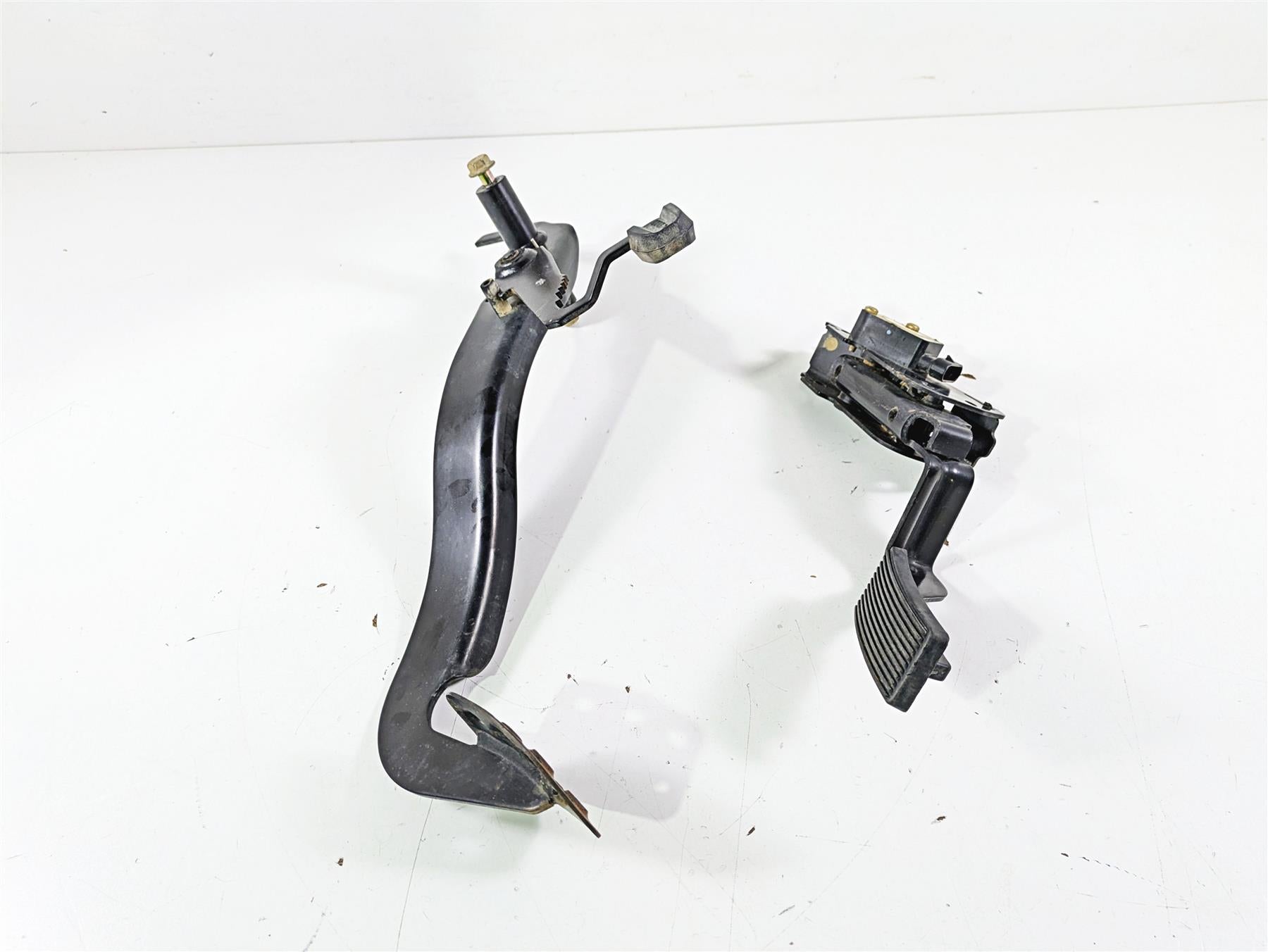 2022 Can-Am Defender XMR HD10 Foot Brake Accelerate Pedal Set 707001599 | Mototech271