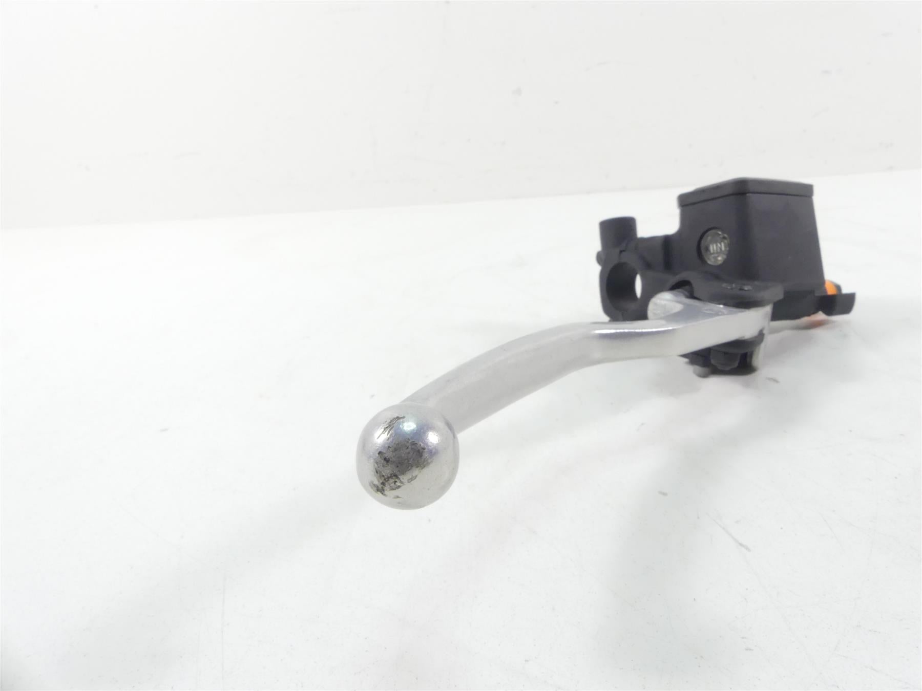 2019 Moto Guzzi V7 III Stone 750 Front Brembo Brake Master Cylinder 2B003543 {{ shop.shopifyCountryName }} - Mototech271