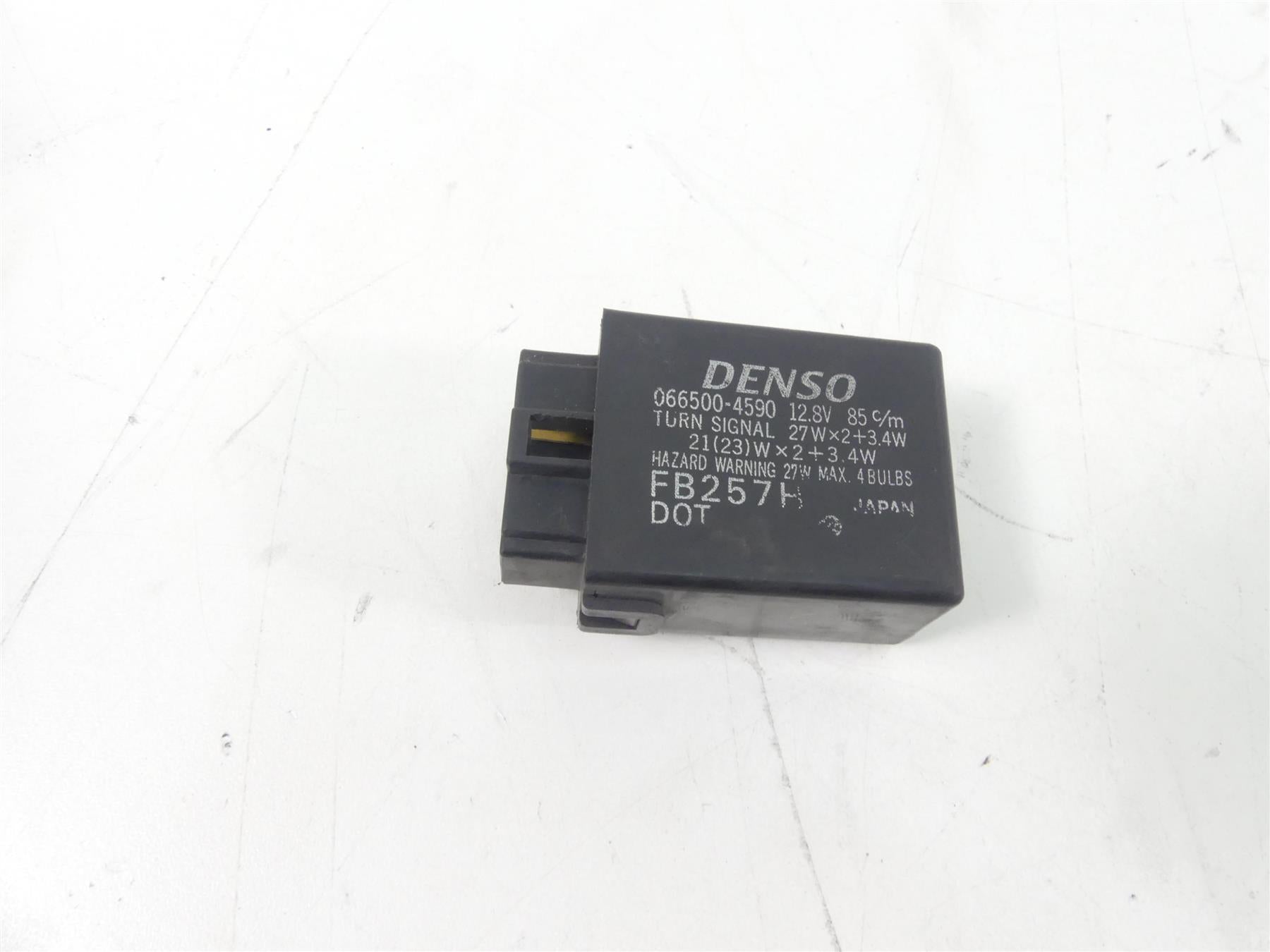 2001 Yamaha XV1600 Road Star Denso Turn Signal Flasher Relay 4WM-83350-00-00 {{ shop.shopifyCountryName }} - Mototech271