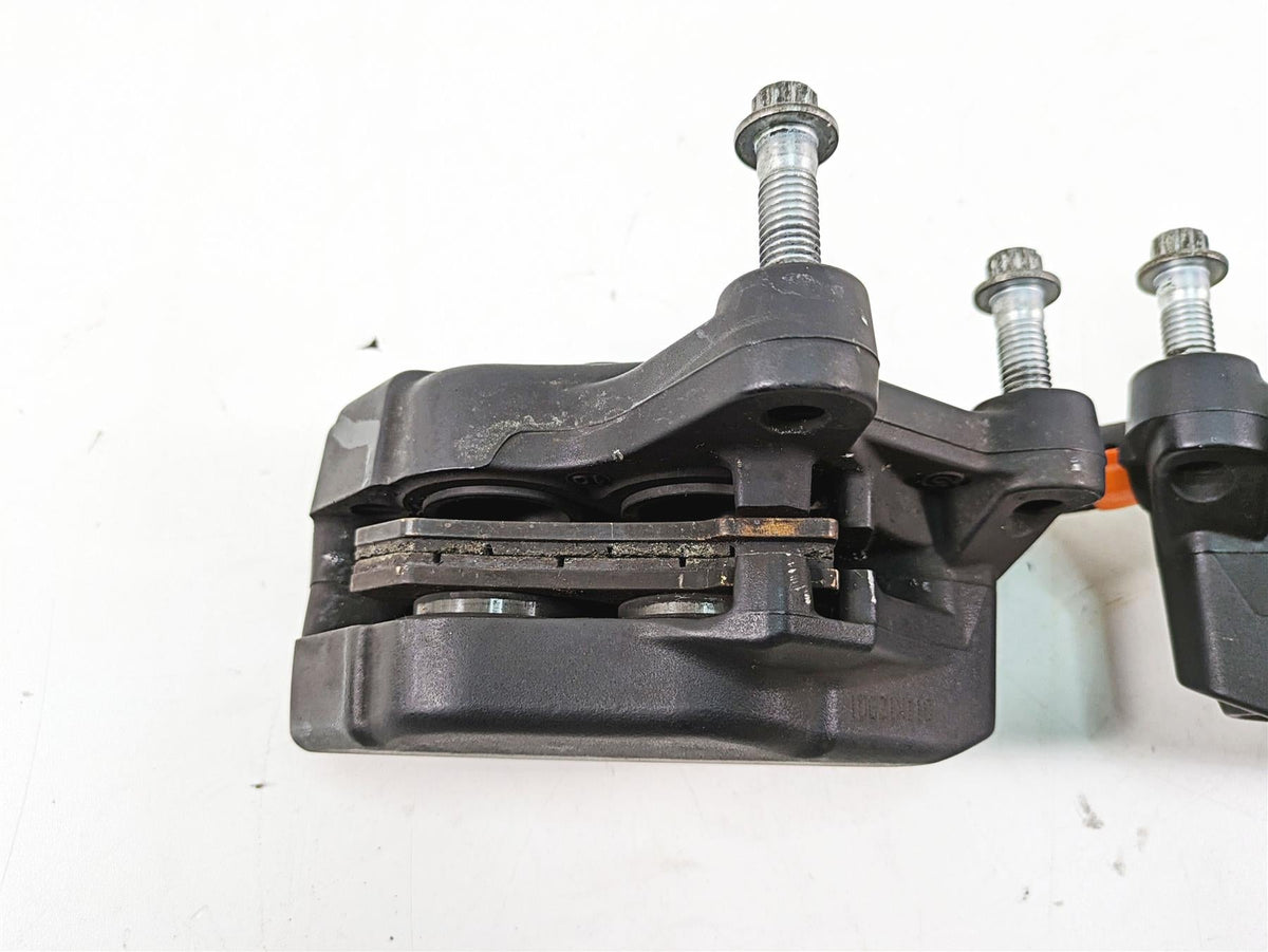 2011 Harley Touring FLTRU Road Glide Front Brake Caliper Set 43027-08 44023-08 {{ shop.shopifyCountryName }} - Mototech271