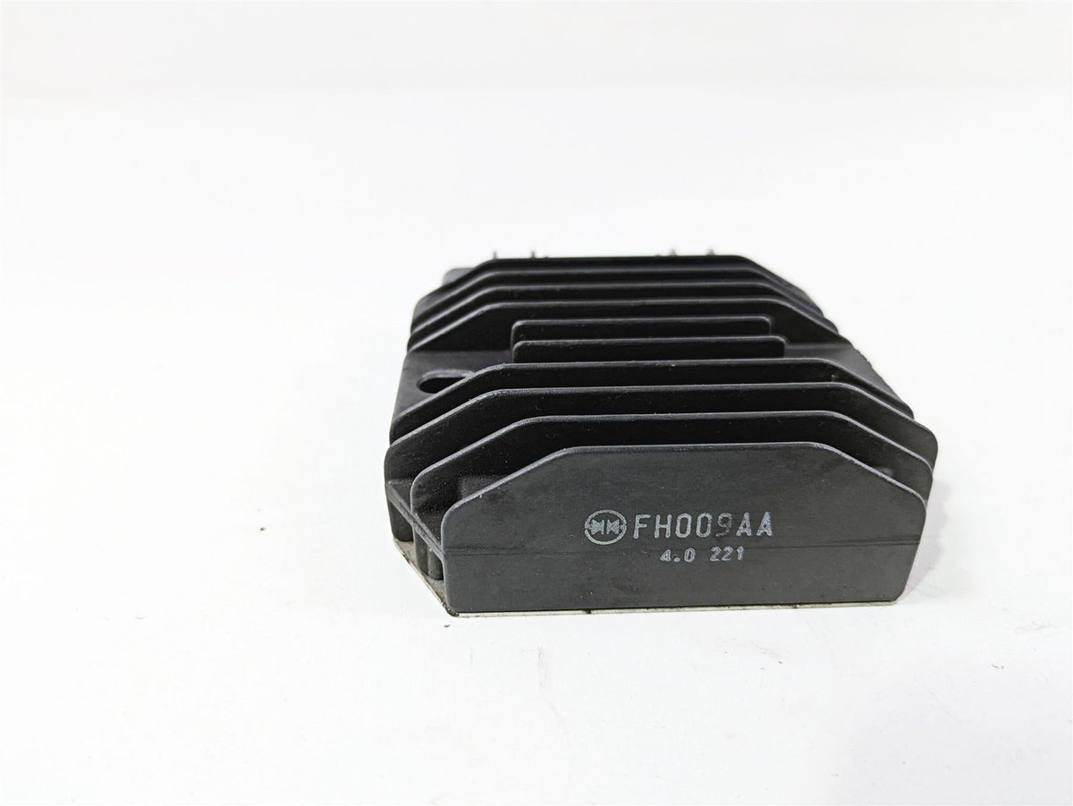 2006 Triumph Rocket 3 Rectifier Voltage Regulator FH009AA T1300470 {{ shop.shopifyCountryName }} - Mototech271