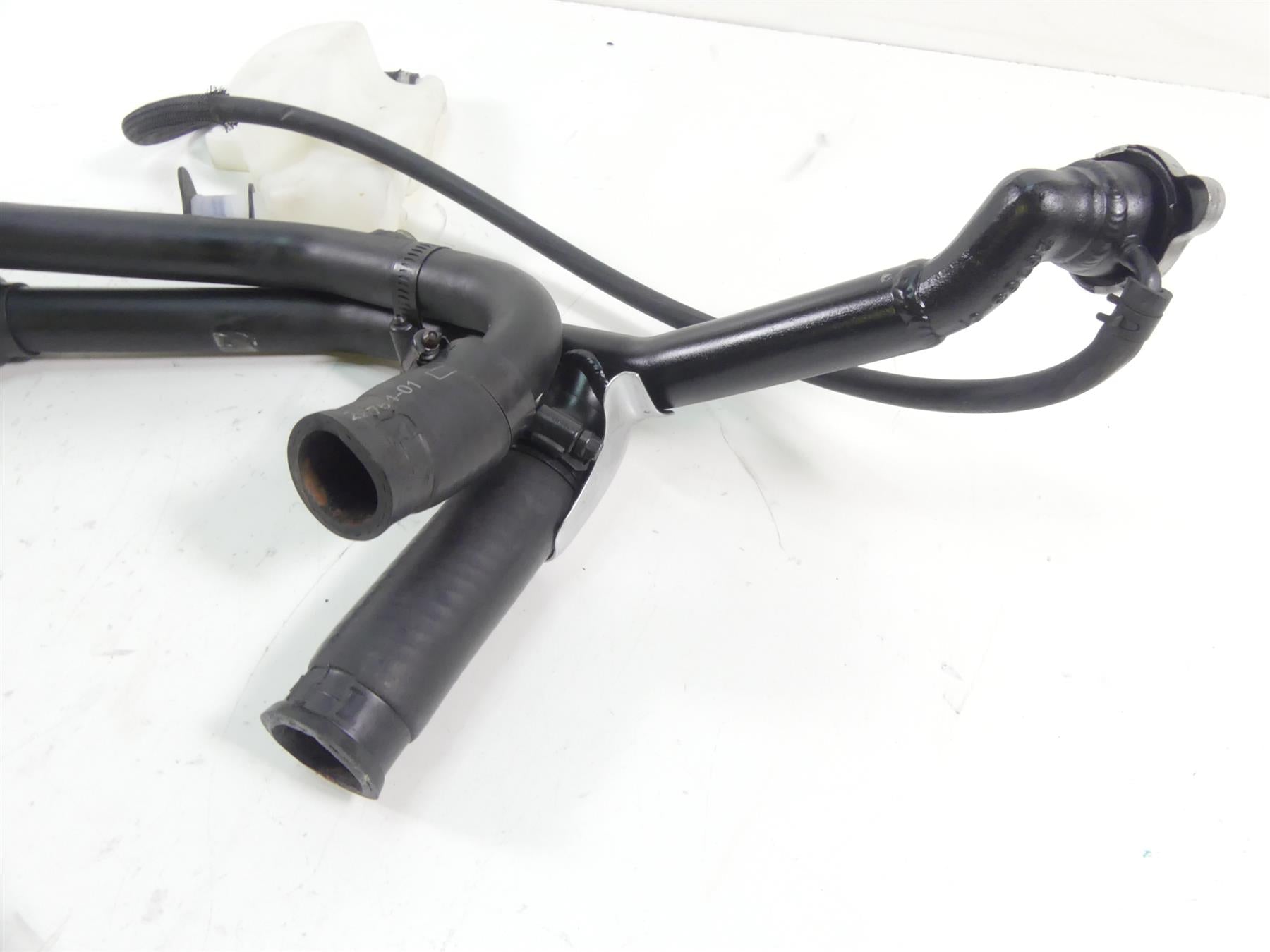 2006 Harley VRSCD Night V Rod Radiator Cooler Hoses Tube Reservoir Set 26767-01 {{ shop.shopifyCountryName }} - Mototech271