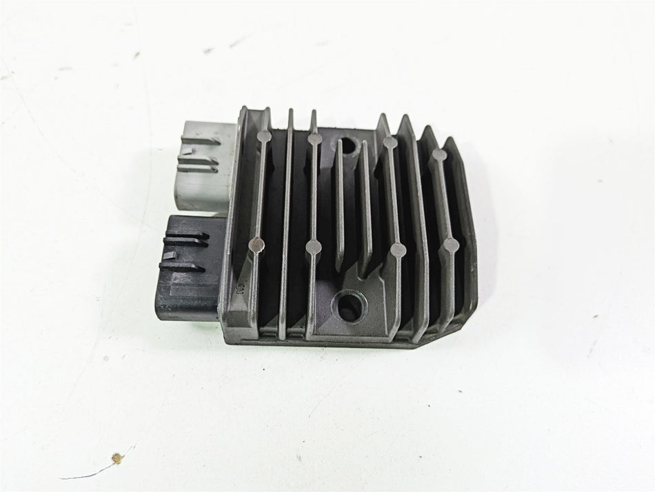 2008 Yamaha XVS1300 V-Star Tourer Rectifier Voltage Regulator 1D7-81960-01-00 {{ shop.shopifyCountryName }} - Mototech271
