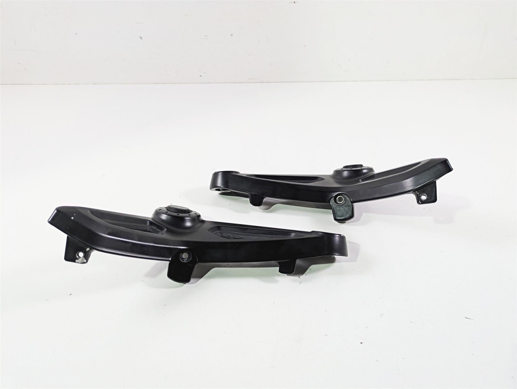 2018 BMW R nineT Urban GS K33 Seat Support Bracket Set 46638531189 46638531190 {{ shop.shopifyCountryName }} - Mototech271
