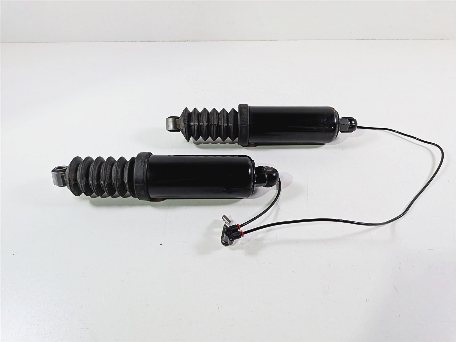 2011 Harley Touring FLHTCU CVO Electra Glide Rear Shock Damper 13" Set 54565-09-Mototech271