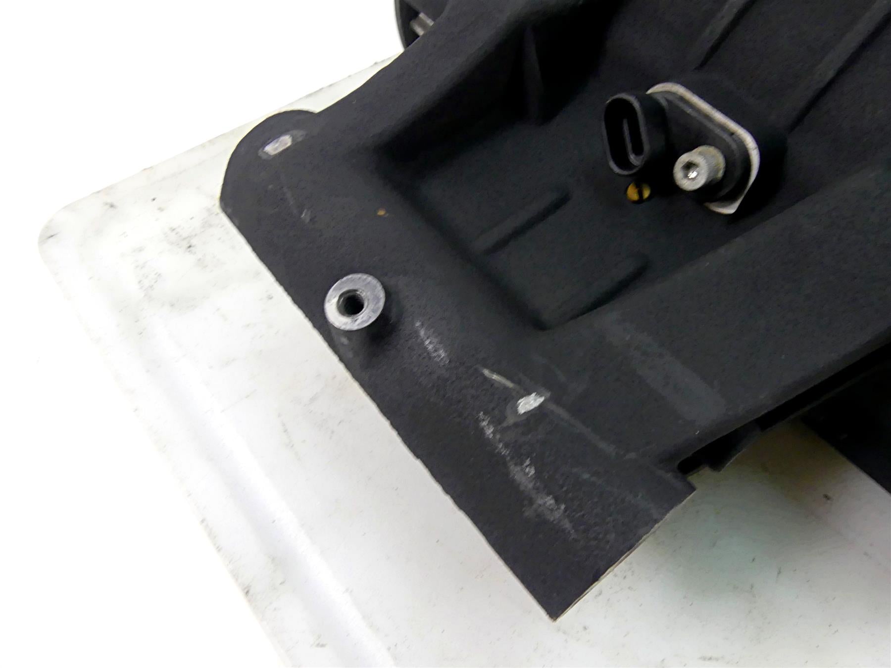 2011 Harley Softail FXS Blackline 6 Speed Transmission Gear Box - 21k 33012-10A {{ shop.shopifyCountryName }} - Mototech271