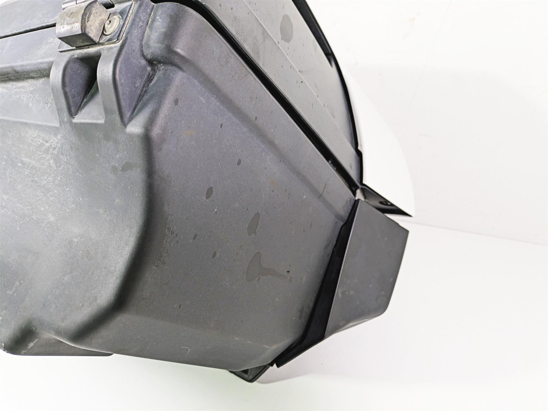 2019 BMW R1250RT K52 Left Saddlebag Saddle Bag Rash 46547728663 {{ shop.shopifyCountryName }} - Mototech271