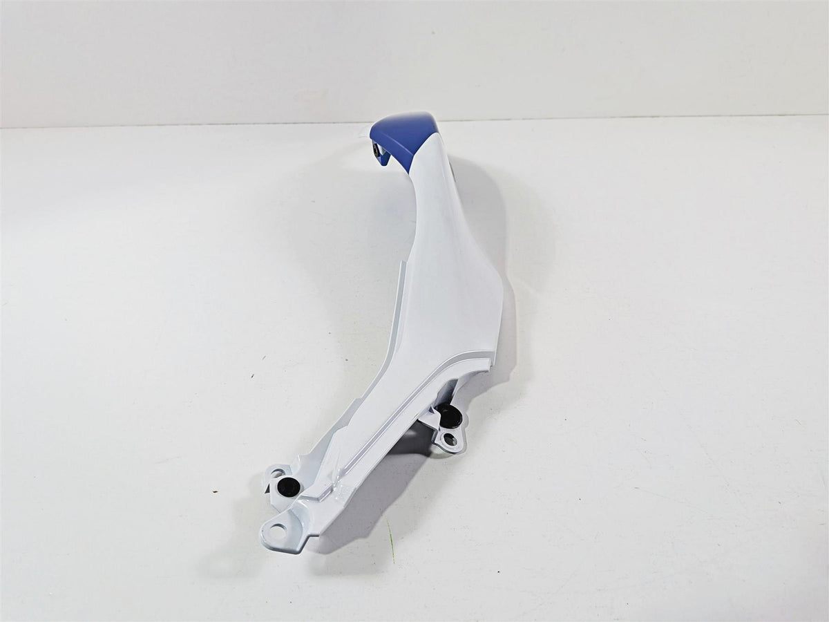 2024 Kawasaki EX500 Ninja 40th An. Left Rear Tail Cover Fairing Cowl 36043-0002 {{ shop.shopifyCountryName }} - Mototech271