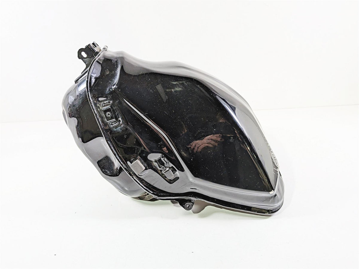 2024 Yamaha YZF R1 RN65 Fuel Gas Petrol Tank + Side Covers 2CR-YK241-10 {{ shop.shopifyCountryName }} - Mototech271