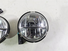 Load image into Gallery viewer, 2018 Indian Chieftain Limited Front Fog Spot Light Lamp Lens Set 2412962
