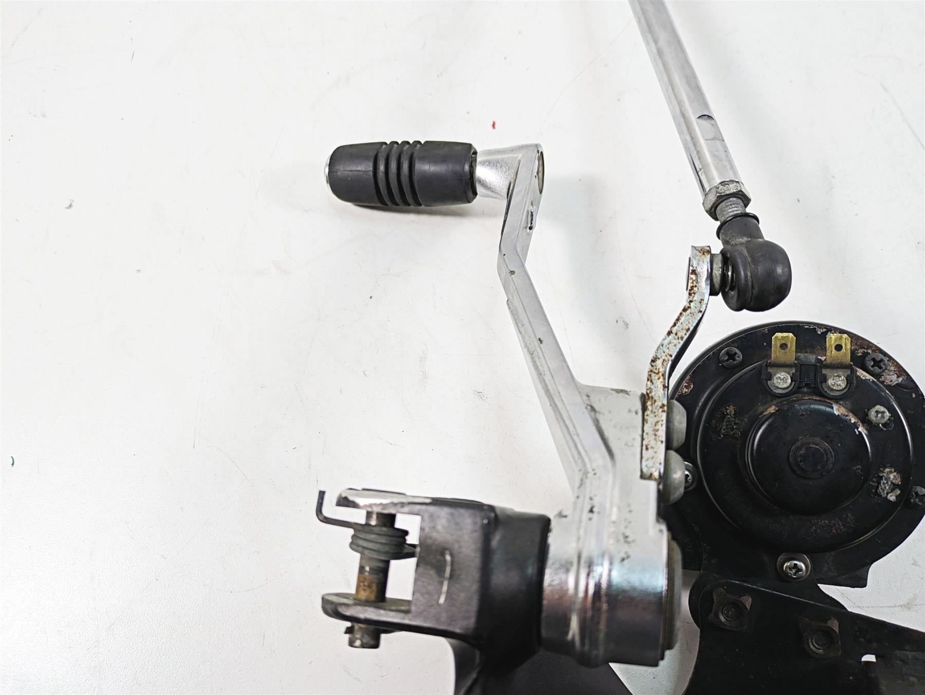 2009 Yamaha XV1900 Raider Front Left Right Footpeg Mount & Pedal Set 5C7-27420 {{ shop.shopifyCountryName }} - Mototech271