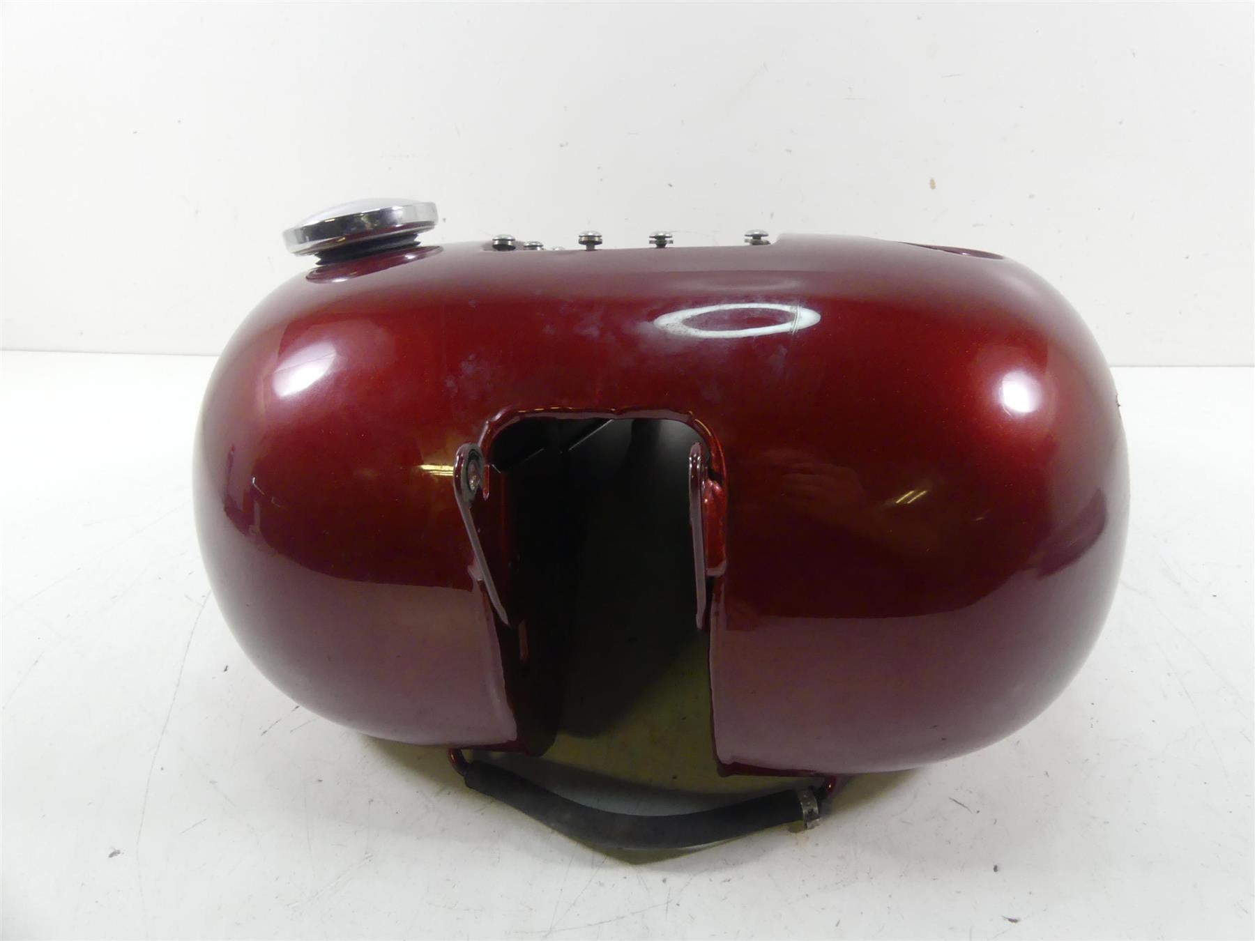 2009 Harley FXDF Dyna Fat Bob Fuel Gas Petrol Tank 61000705 {{ shop.shopifyCountryName }} - Mototech271