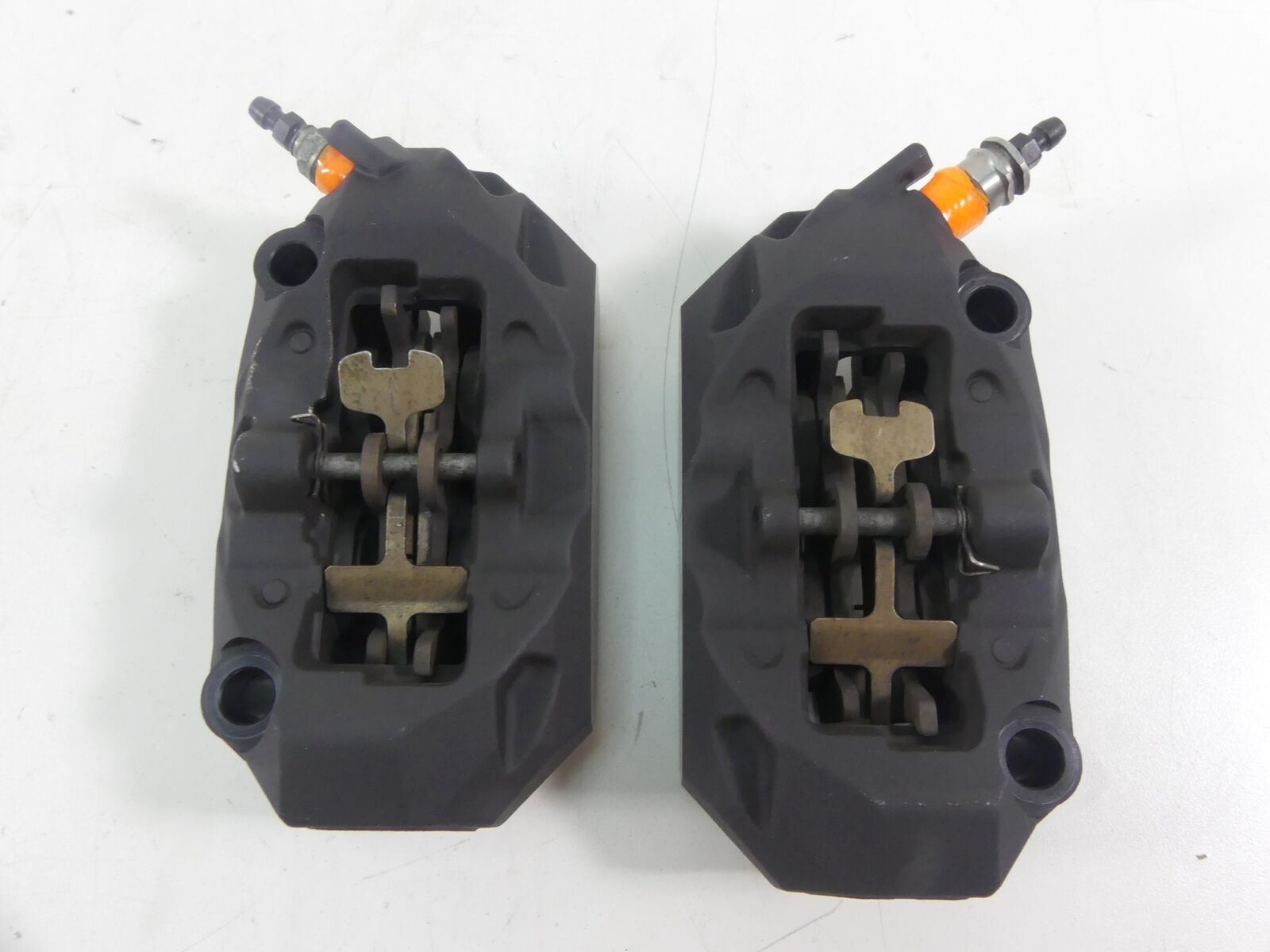 2018 BMW S1000XR K49 Front Brembo Brake Caliper Set 34118556205 34118556206 {{ shop.shopifyCountryName }} - Mototech271