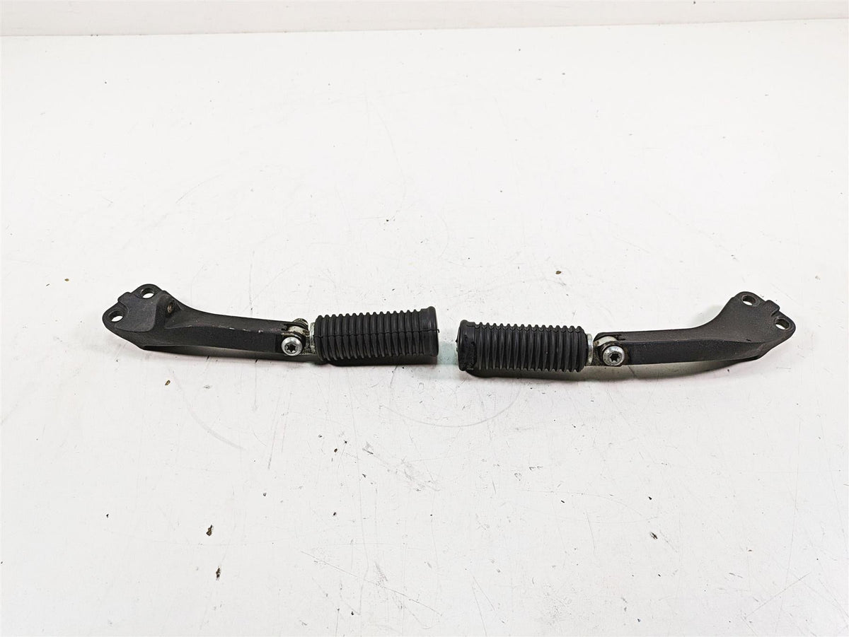 2015 Harley FXDL Dyna Low Rider Rear Passenger Foot Peg Set 49224-06A 49230-06 {{ shop.shopifyCountryName }} - Mototech271