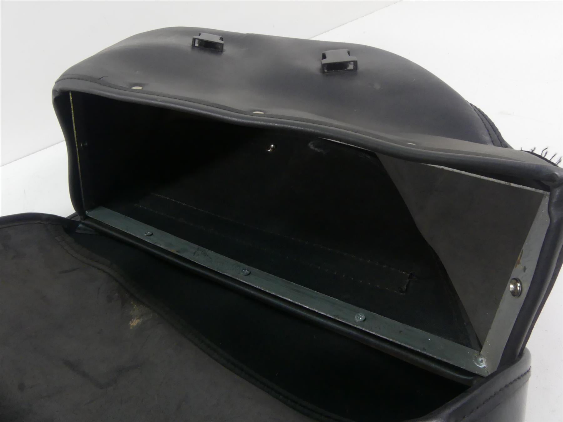 1995 Harley Dyna FXDL Low Rider Aftermarked Saddlebag Saddle Bag Set {{ shop.shopifyCountryName }} - Mototech271