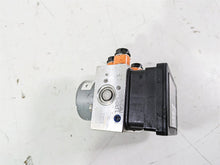 Load image into Gallery viewer, 2021 Aprilia RS660 Abs Brake Pump Module Unit 2D000540 | Mototech271
