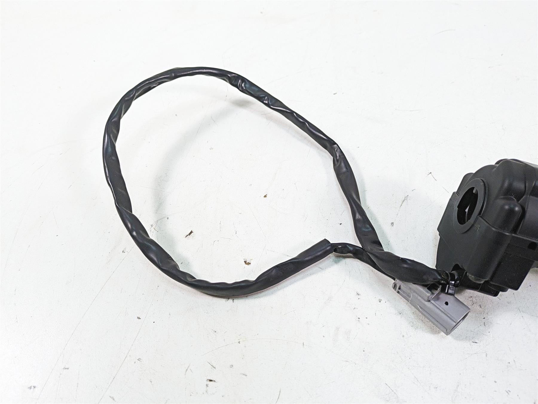 2020 Ducati Scrambler 1100 Sport Pro Ride Fly By Wire Throttle Grip 66020141A {{ shop.shopifyCountryName }} - Mototech271