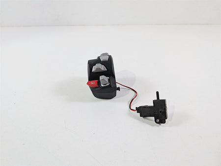 2019 Triumph Speed Triple RS 1050 Left Hand Control Switch Cruise T2044781 {{ shop.shopifyCountryName }} - Mototech271