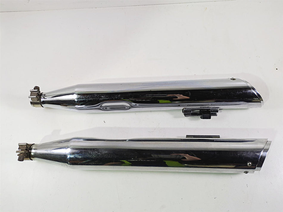 2016 Harley Touring FLHR Road King 4" Chrome Slash Cut Vance Hines Muffler 16763 {{ shop.shopifyCountryName }} - Mototech271