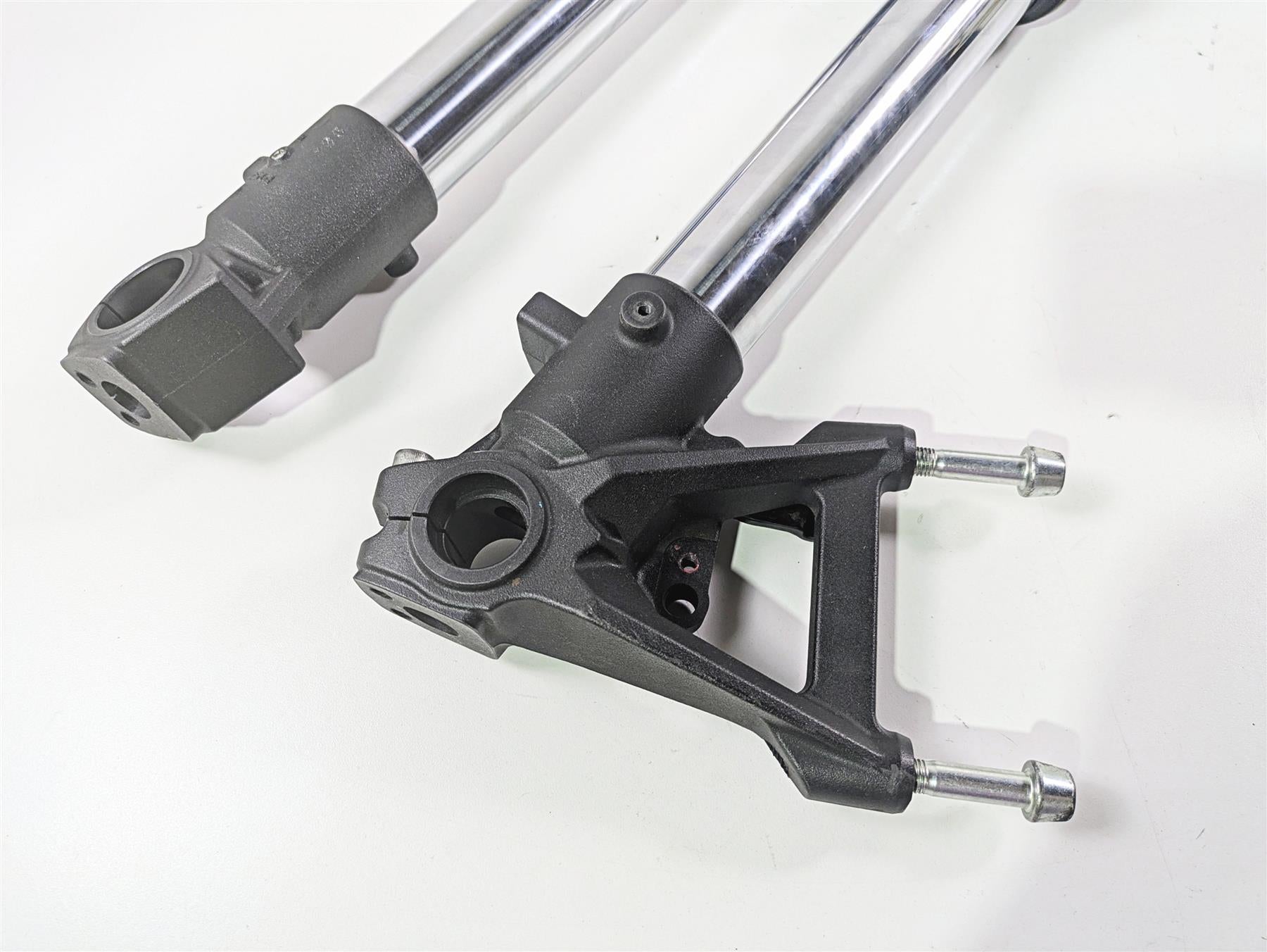 2018 Ducati Scrambler Desert Sled 800 Straight Front Fork Legs 34420951A 34520951A {{ shop.shopifyCountryName }} - Mototech271