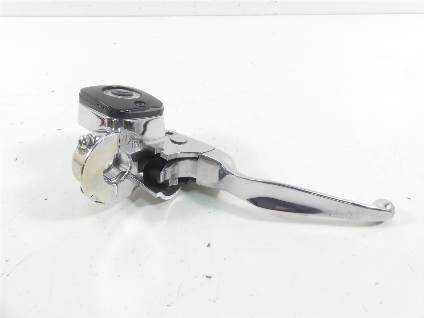 2007 Harley FLHTCU SE2 CVO Electra Glide Front Brake Master Cylinder 41700740 {{ shop.shopifyCountryName }} - Mototech271