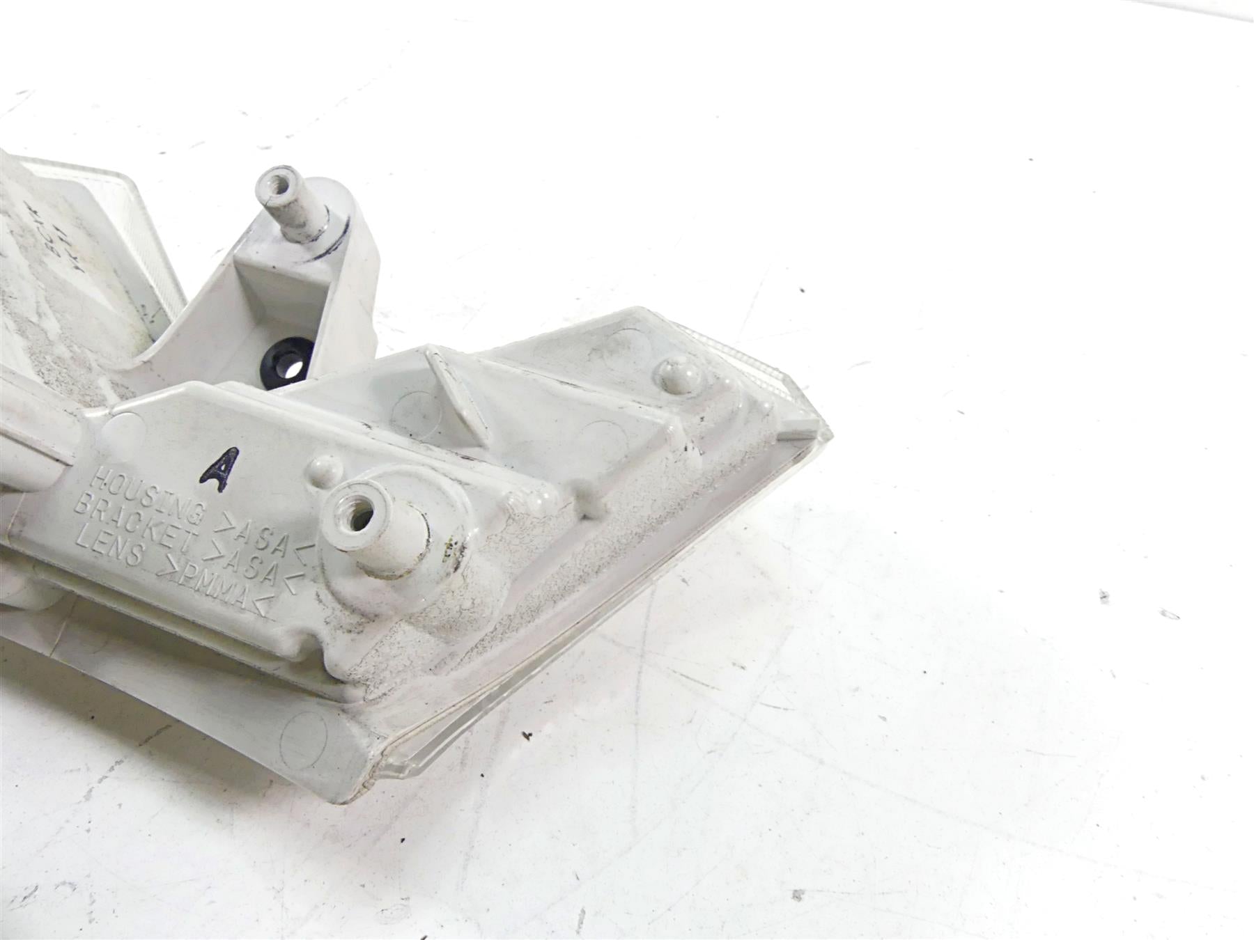2010 Kawasaki ZX1400 ZX14 R Ninja Taillight Tail Brake Light -Read 23025-0021 {{ shop.shopifyCountryName }} - Mototech271