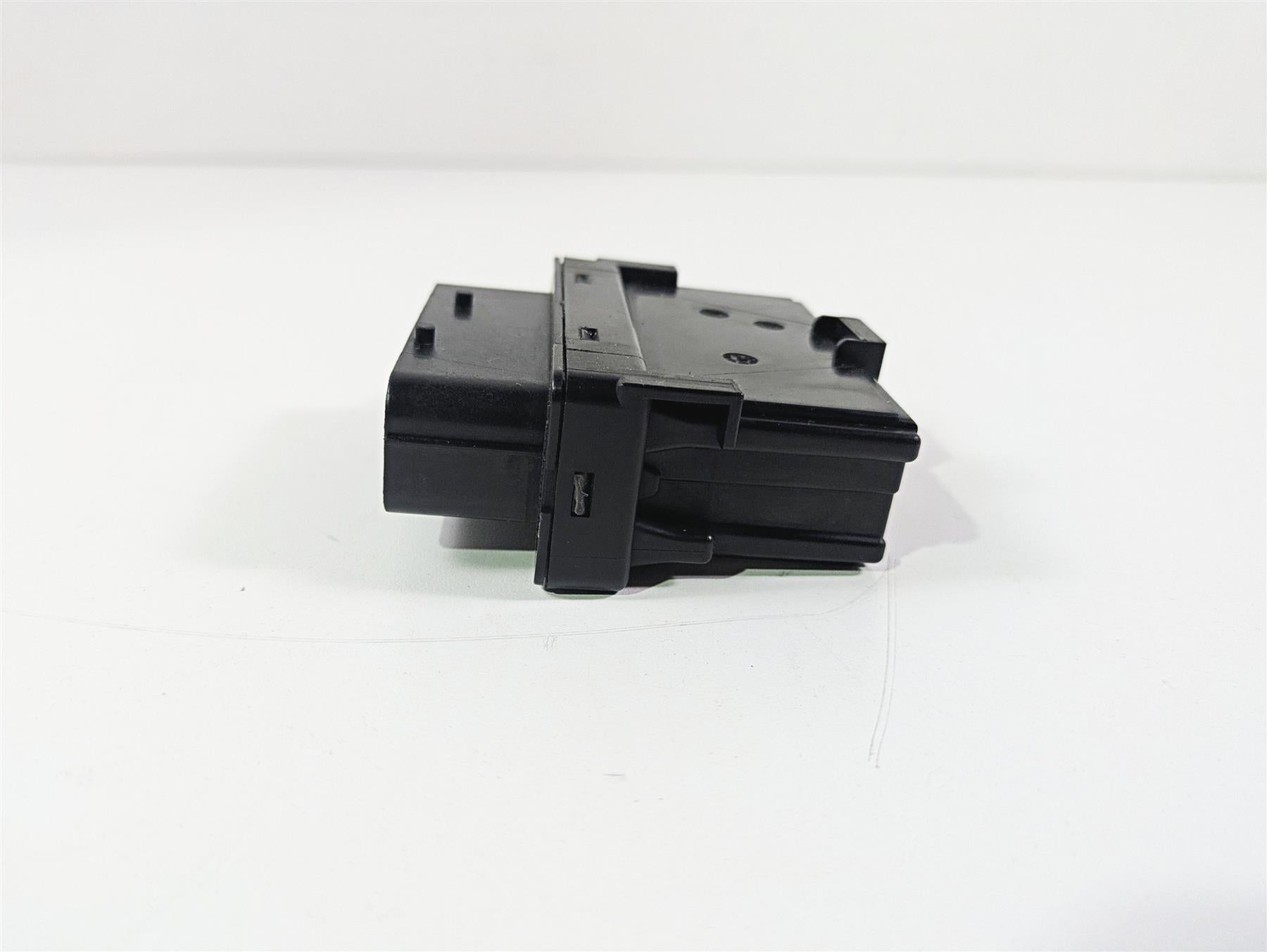 2016 BMW R1200RT K52 Base Control Module Satellite 61358564561 {{ shop.shopifyCountryName }} - Mototech271