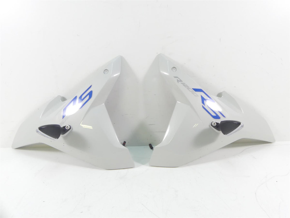 2016 BMW R1200RS K54 Between Leg Side Fairing Cover Set 46638545319 46638545320 {{ shop.shopifyCountryName }} - Mototech271