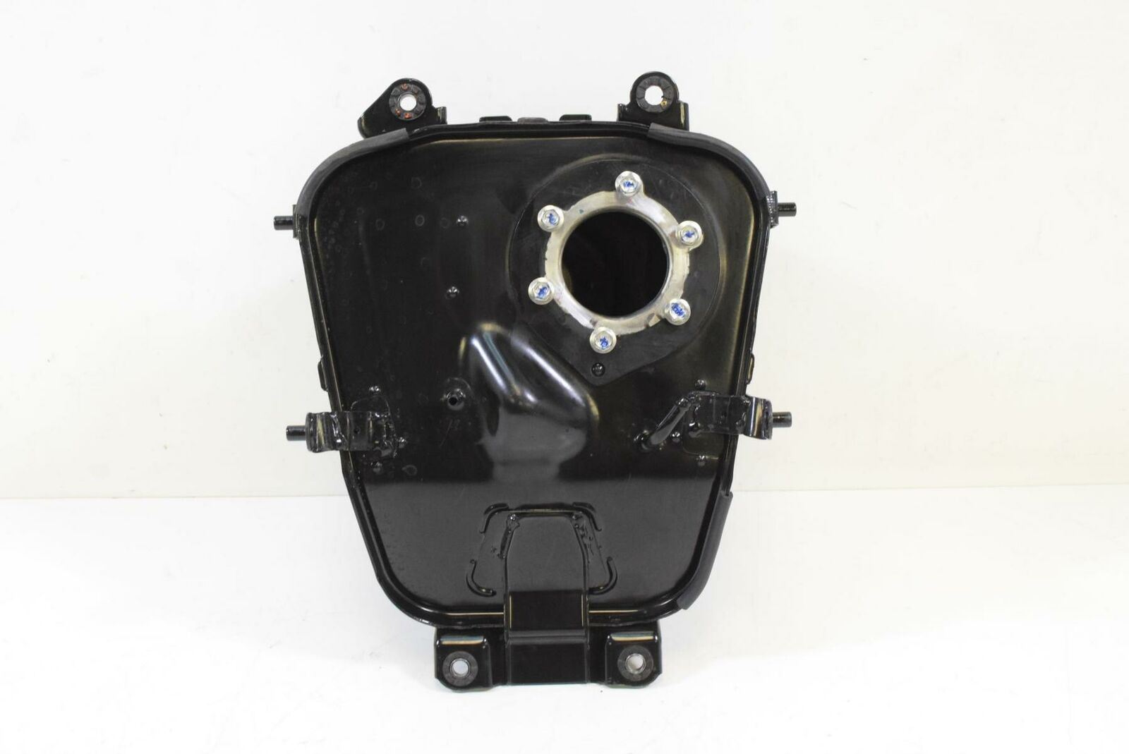 2018 KTM RC390 RC 390 Duke Fuel Gas Petrol Tank Reservoir Nice Clean 93007113000 {{ shop.shopifyCountryName }} - Mototech271