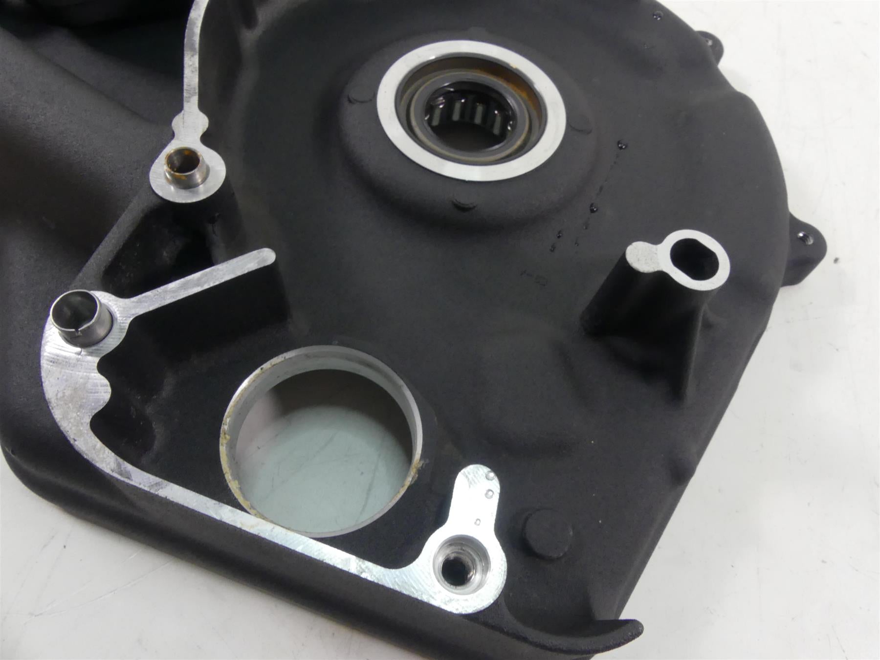 2016 Harley FLS Softail Slim Inner Primary Drive Clutch Cover 50681-06C {{ shop.shopifyCountryName }} - Mototech271