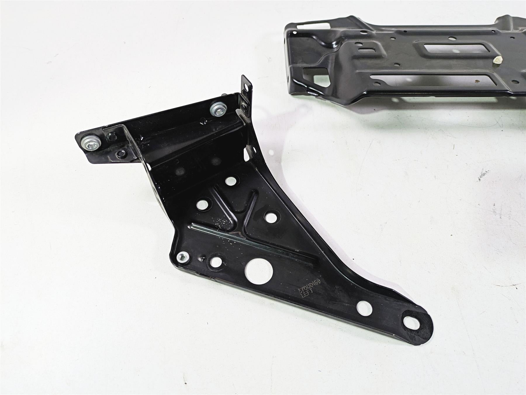 2015 Harley Touring FLHTKL Electra Glide Front Fairing Mount Holder 57000169A {{ shop.shopifyCountryName }} - Mototech271