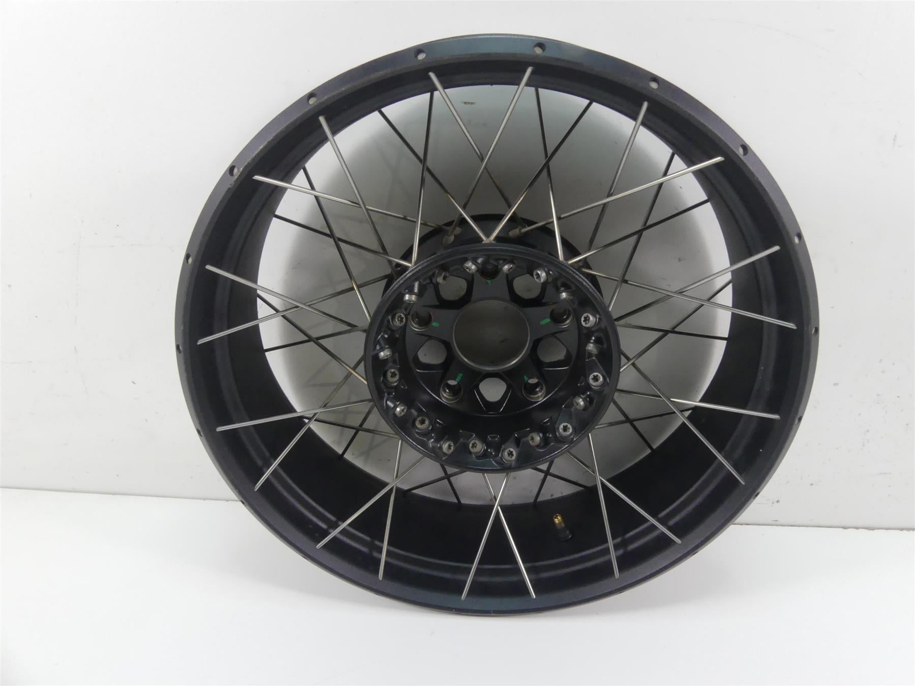 2019 BMW R1250GS K50 Rear Wheel Rim 17x4.5 Spoke Straight 36318526651 {{ shop.shopifyCountryName }} - Mototech271
