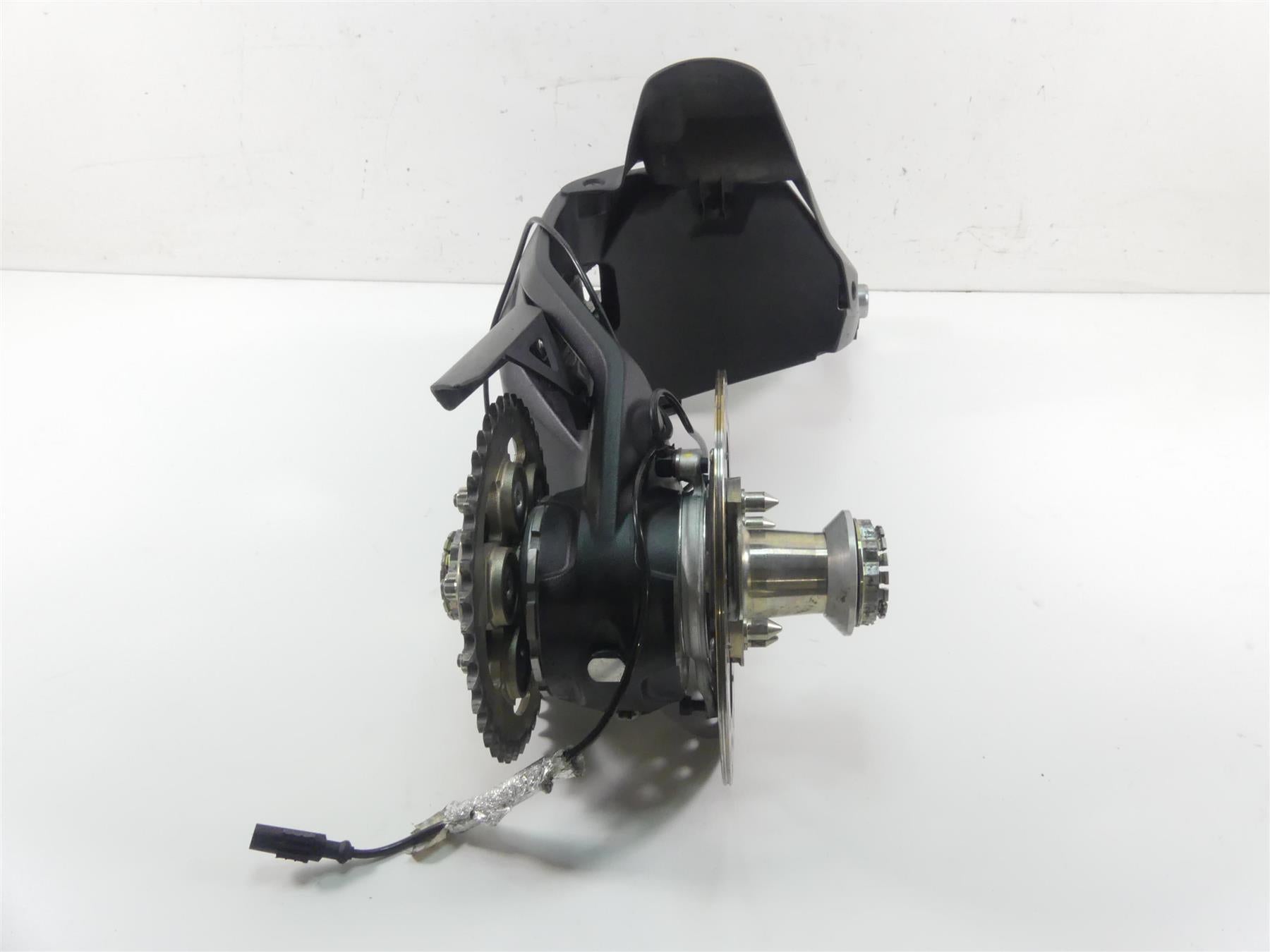 2017 Ducati 939 S Supersport Straight Rear Swingarm Swing Arm & Axle 37031961B {{ shop.shopifyCountryName }} - Mototech271
