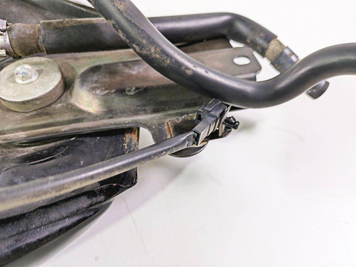 2007 Yamaha XVS1300 V-Star Fuel Gas Petrol Tank - Dented 3D8-YK241-00 {{ shop.shopifyCountryName }} - Mototech271