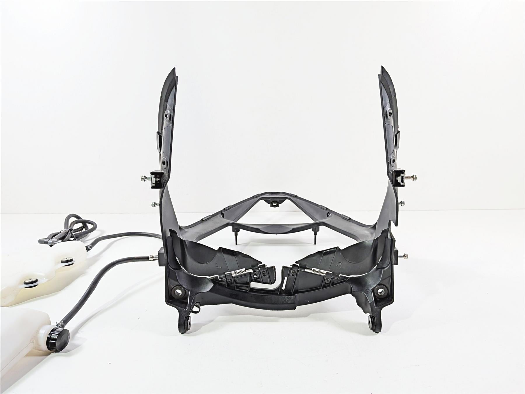 2019 Ducati Panigale V4S V4 S Corse Radiator Shroud & Reservoir Set 48411501C {{ shop.shopifyCountryName }} - Mototech271
