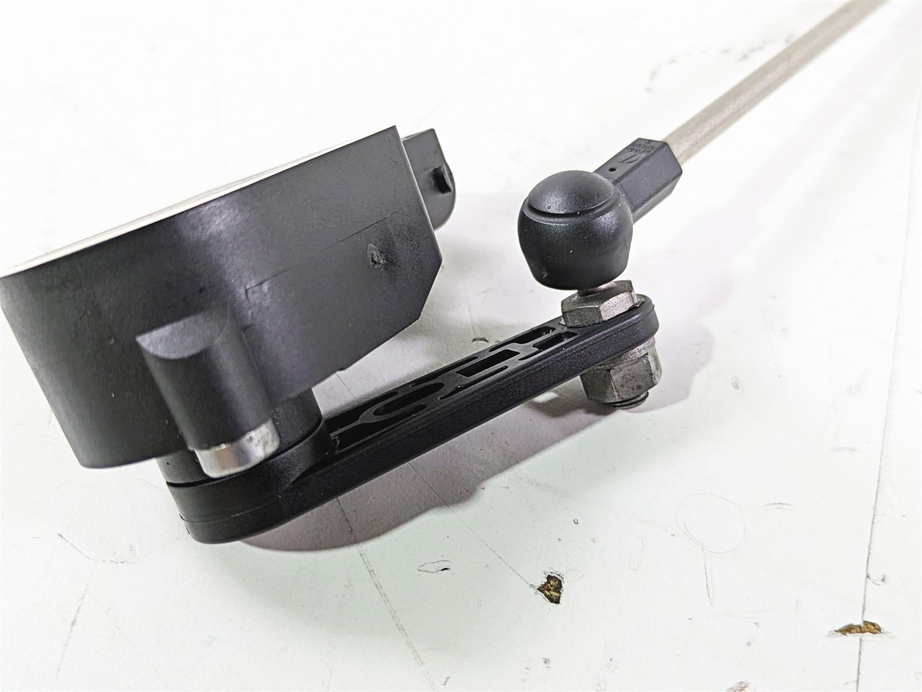 2018 BMW R1200GS GSW K50 Front Rear Leveling Sensor Set 37146870000 {{ shop.shopifyCountryName }} - Mototech271