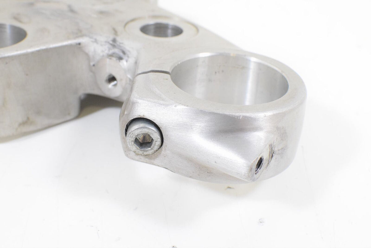 04 Moto Guzzi California EV Touring Upper Triple Tree Steering Stem GU03493100 {{ shop.shopifyCountryName }} - Mototech271