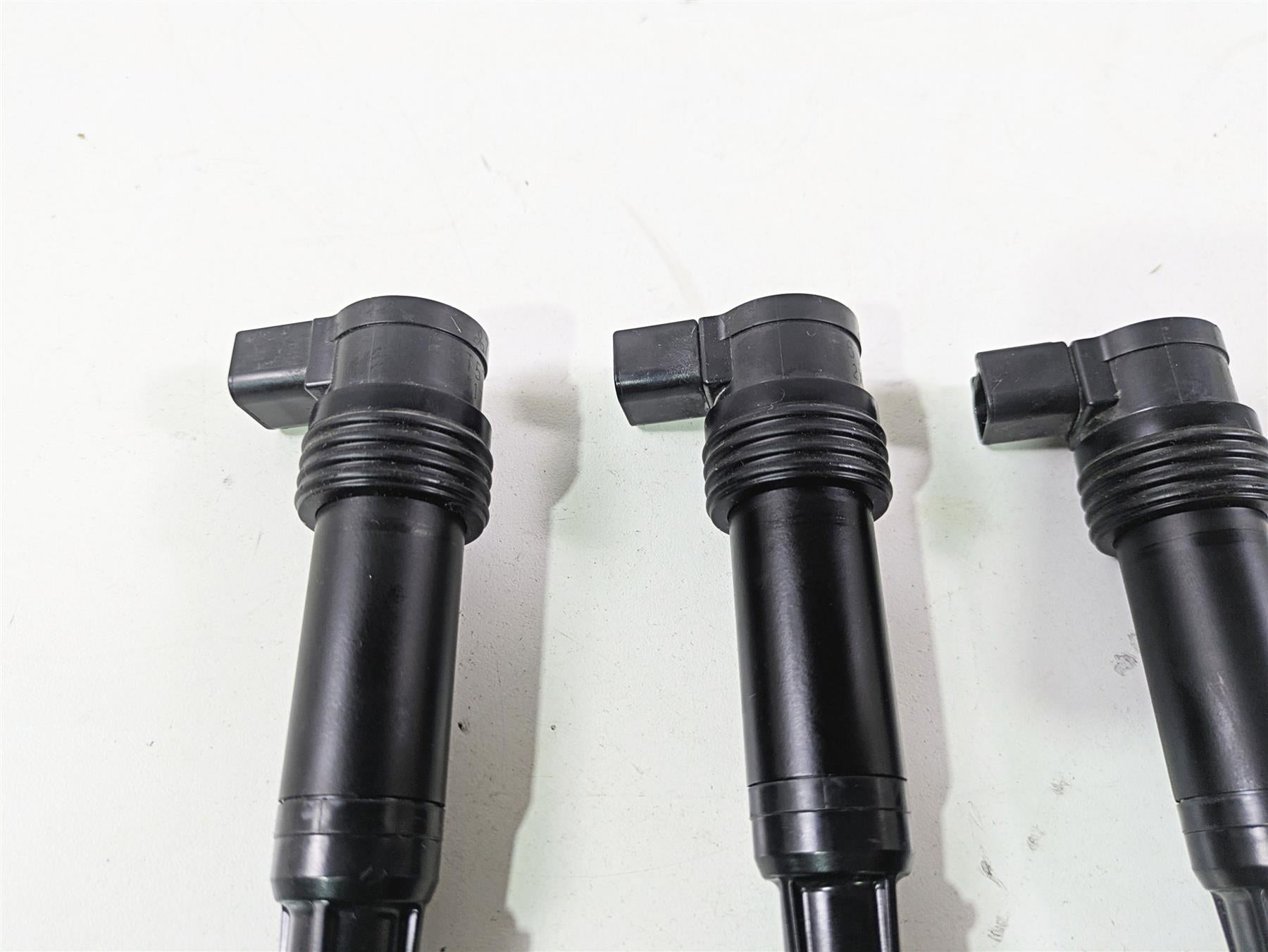 2024 Triumph Street Triple 765 R Ignition Coils Stick Coil Set T1291504 {{ shop.shopifyCountryName }} - Mototech271