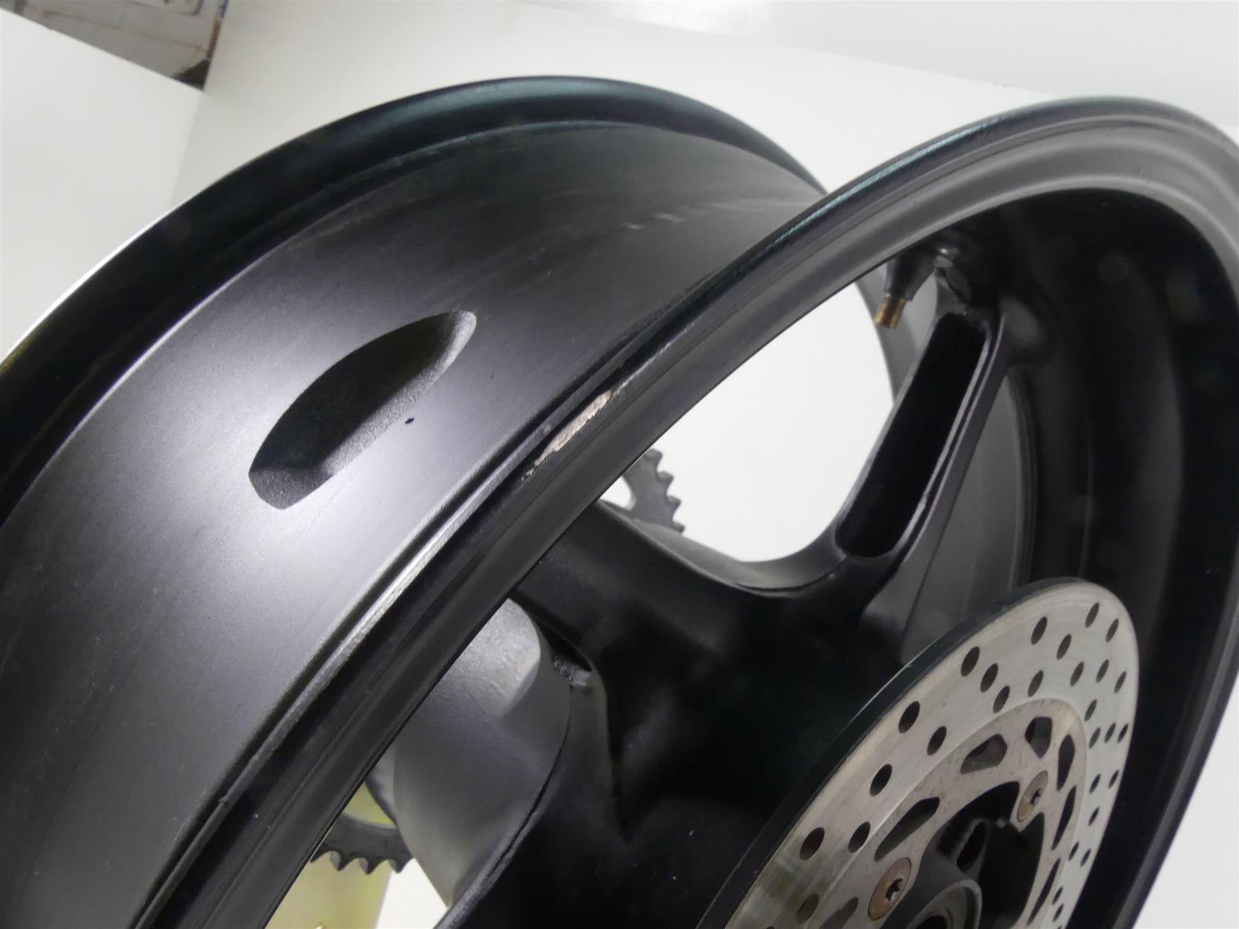 2007 Yamaha FZ1 Fazer Rear Straight 17x6 Wheel Rim 5VY-25338-00-98 {{ shop.shopifyCountryName }} - Mototech271