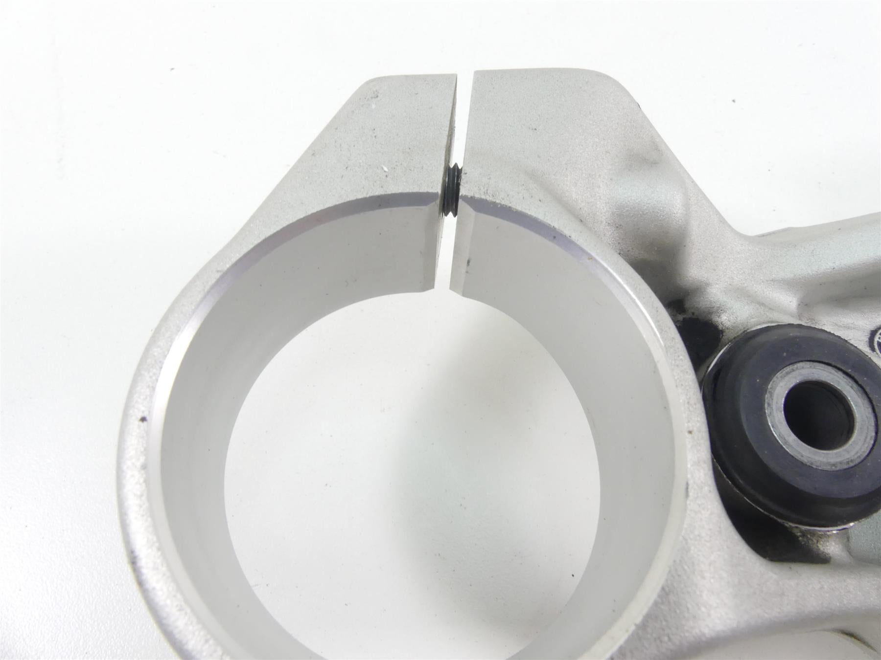 2016 BMW S1000XR K49 Upper Triple Tree Steering Clamp 31428554470 {{ shop.shopifyCountryName }} - Mototech271